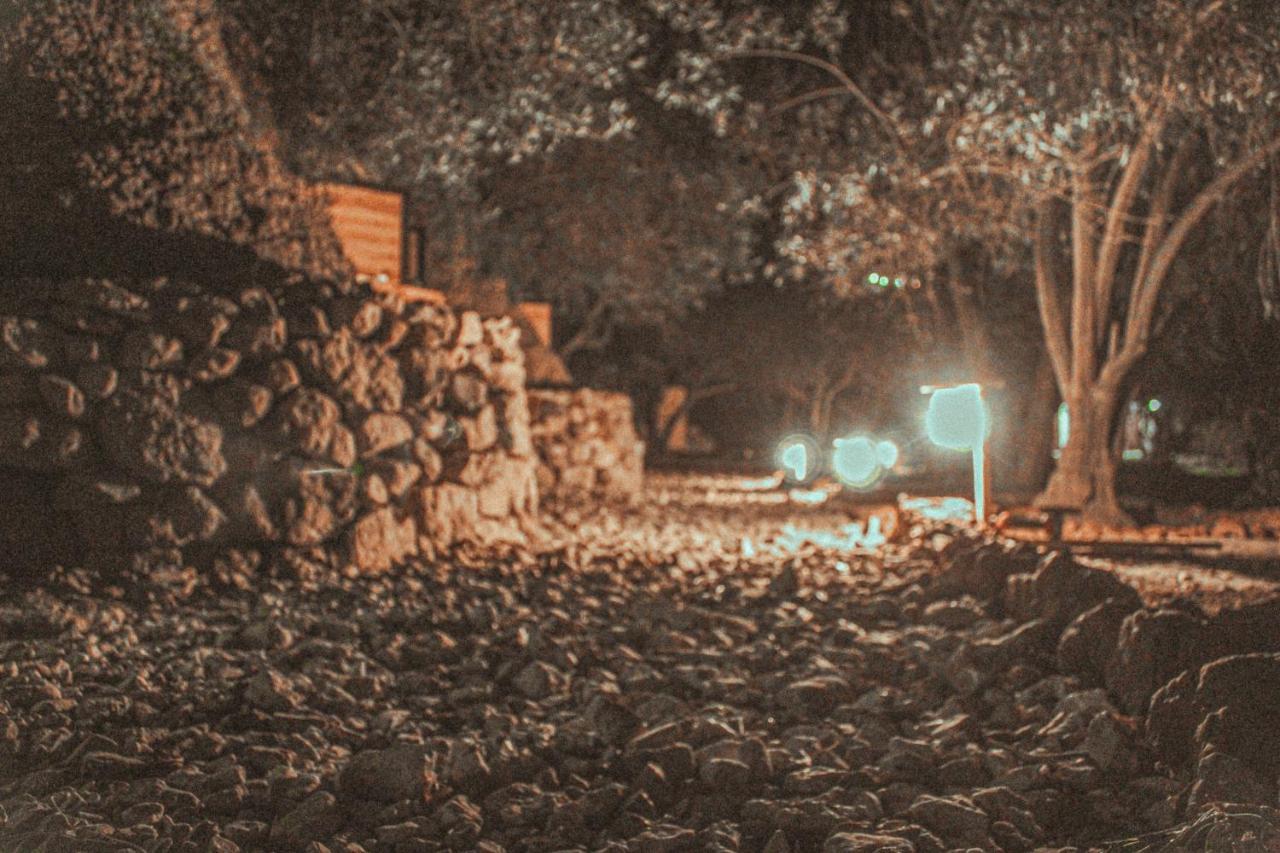 Camping Hobbit Village